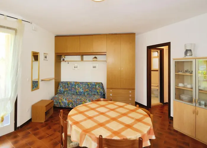 Lägenhet Villaggio Tivoli-1 By Interhome *